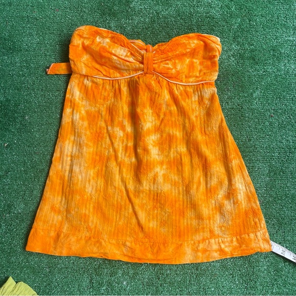 Orange & white tie die strapless top w/ tie in back size L - Picture 4 of 7